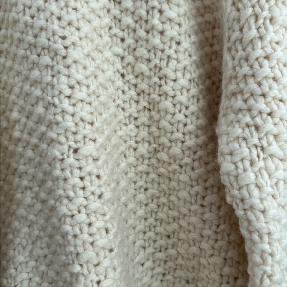 NWT J. Crew 100% Wool Handknit Fisherman Sweater - Picture 8 of 13